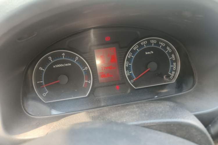 Used Bestune B50 2011 1.6L manual fashion version Instrument Cluster