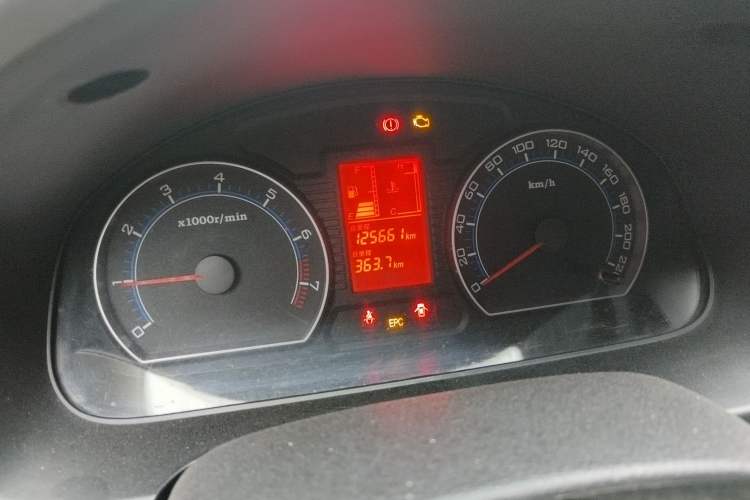 Used Bestune B50 2011 1.6L Manual Limited Edition Odometer Close Up