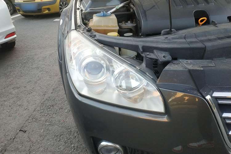 Used Bestune B50 2011 1.6L Manual Prestige Edition Right Front Headlight