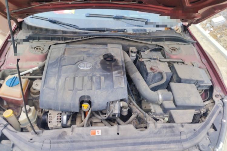 Used Bestune B50 2011 1.6L automatic with sunroof Engine Bay