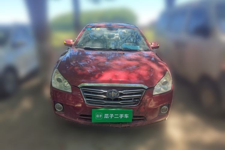 Used Bestune B50 2011 1.6L automatic with sunroof Front