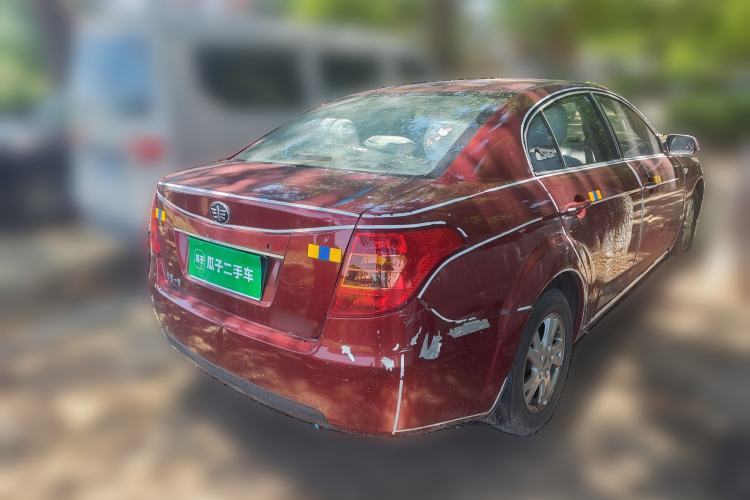 Used Bestune B50 2011 1.6L automatic with sunroof Rear Right 45 Deg