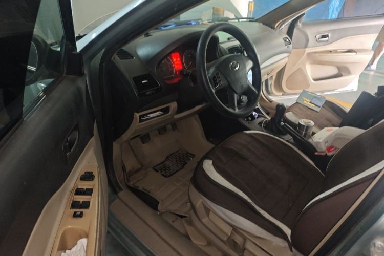 Used Bestune B50 2011 1.6L Manual Limited Edition Driver Seat
