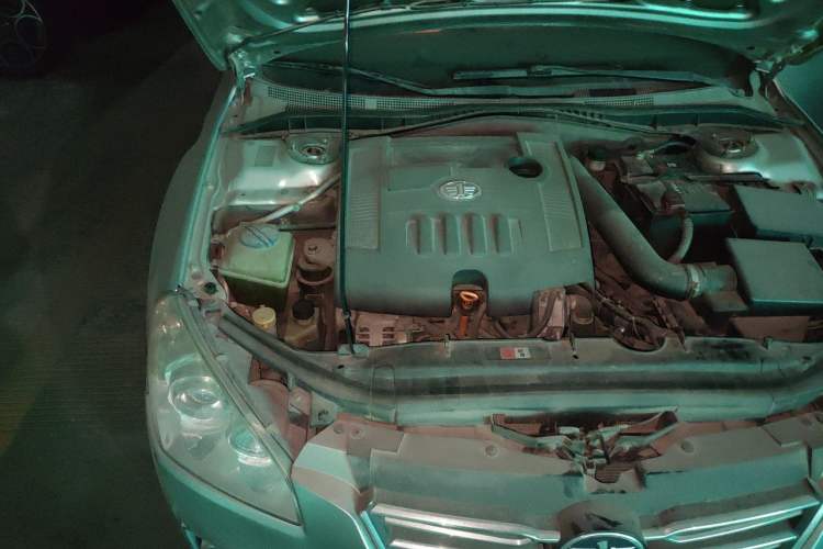 Used Bestune B50 2011 1.6L manual sunroof version Engine Bay Right