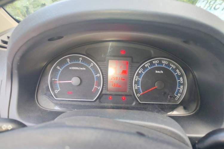 Used Bestune B50 2011 1.6L manual fashion version Instrument Cluster