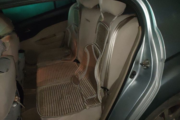 Used Bestune B50 2011 1.6L manual sunroof version Left Rear Seat