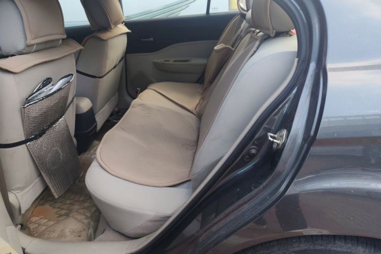 Used Bestune B50 2011 1.6L manual fashion version Left Rear Seat