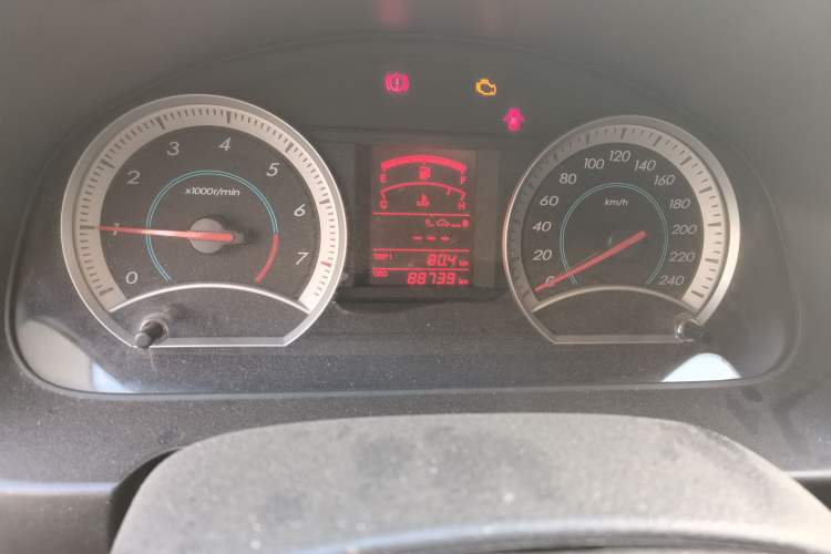 Used Bestune B50 2011 1.6L Manual Limited Edition Odometer Close Up