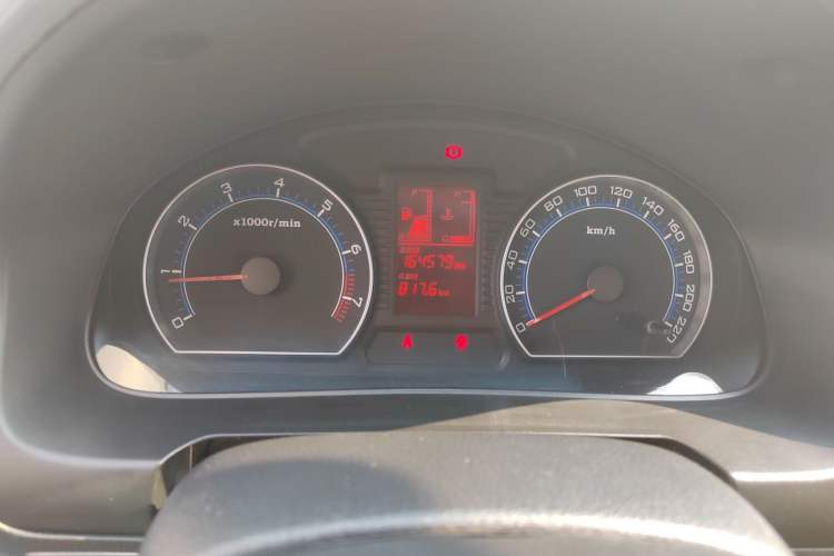 Used Bestune B50 2011 1.6L manual luxury version Odometer Close Up