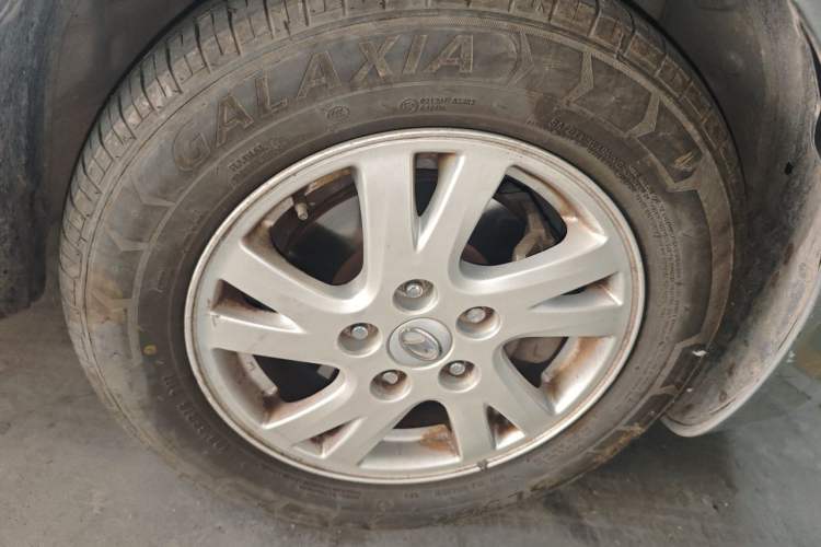Used Bestune B50 2011 1.6L Manual Limited Edition Right Front Wheel Hub