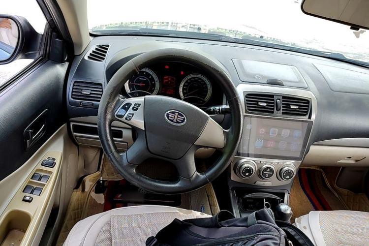 Used Bestune B50 2011 1.6L manual luxury version Steering Wheel