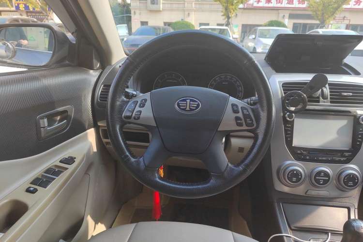 Used Bestune B50 2011 1.6L manual luxury version Steering Wheel
