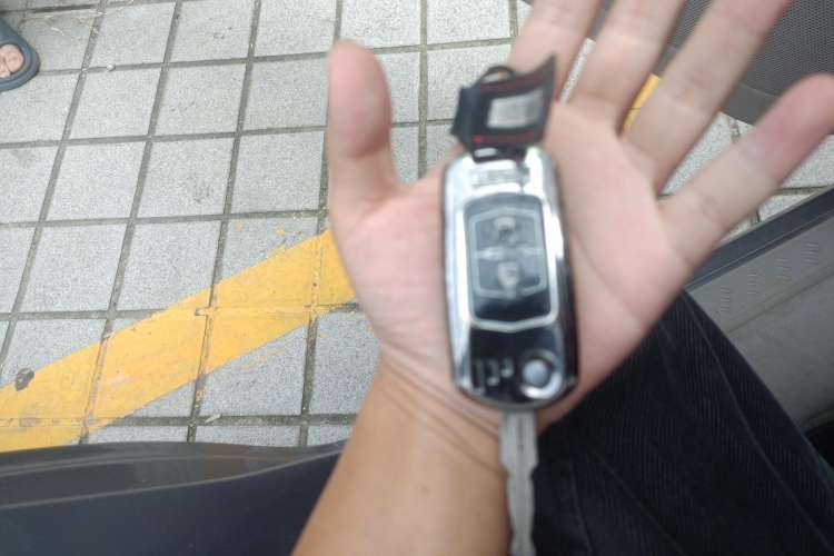 Used Bestune B50 2011 1.6L manual fashion version Vehicle Key