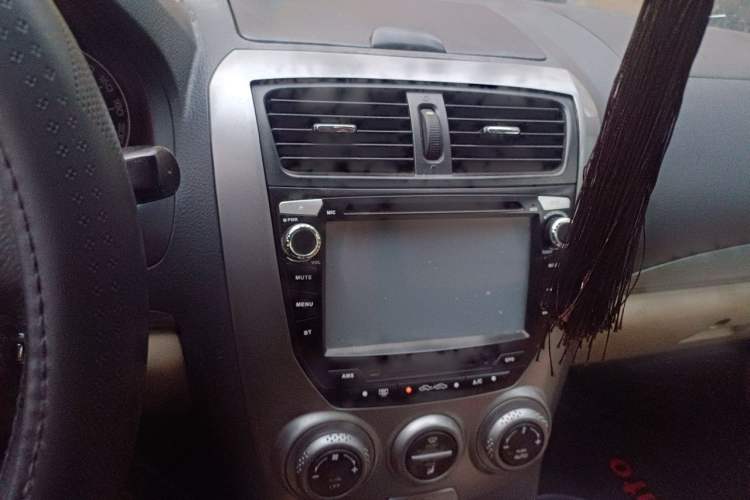 Used Bestune B50 2011 1.6L Manual Prestige Edition Audio And AC Panel
