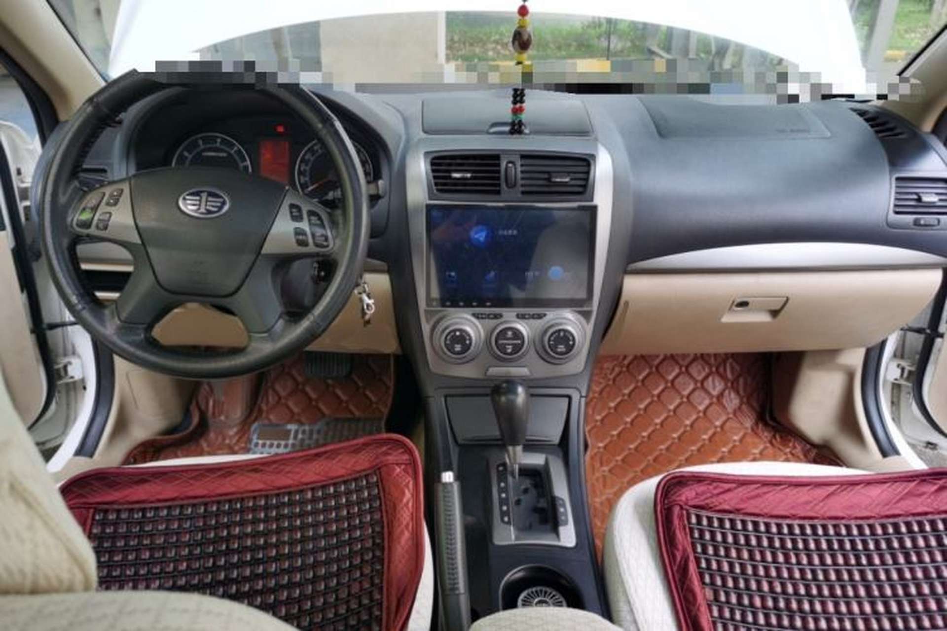 Used Bestune B50 2011 1.6L Automatic Prestige Edition Center Console
