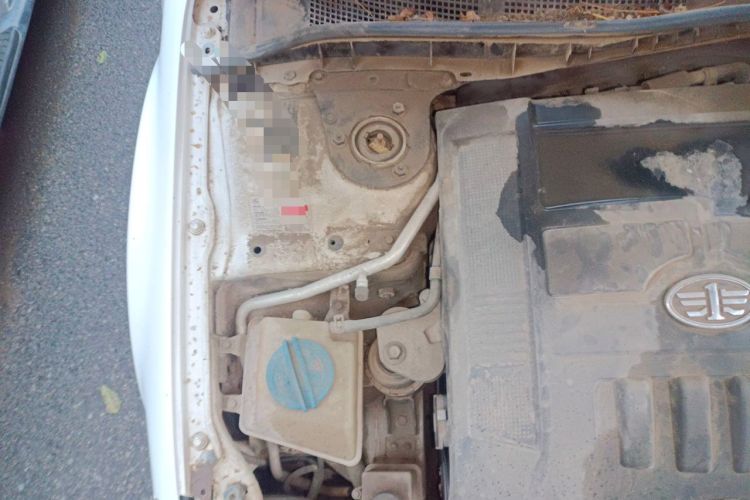 Used Bestune B50 2011 1.6L Manual Prestige Edition Engine Bay Right