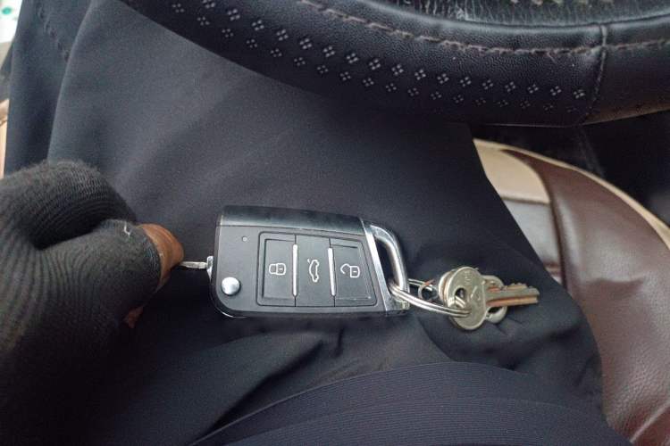 Used Bestune B50 2011 1.6L Manual Prestige Edition Vehicle Key