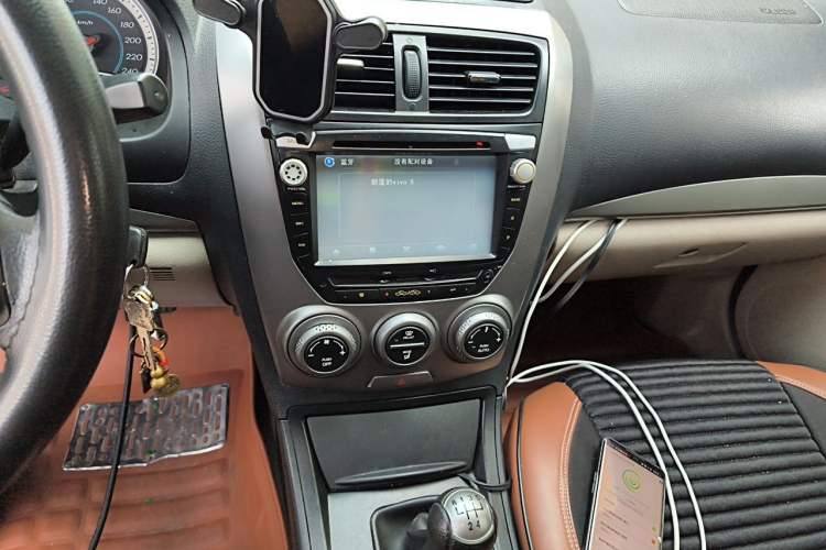Used Bestune B50 2012 1.6L Manual Limited Edition Audio And AC Panel
