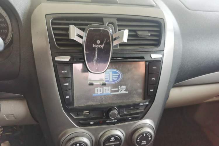 Used Bestune B50 2012 1.6L Manual Limited Edition Audio And AC Panel