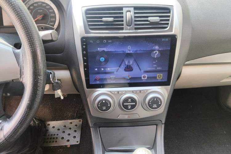 Used Bestune B50 2012 1.6L Manual Limited Edition Audio And AC Panel