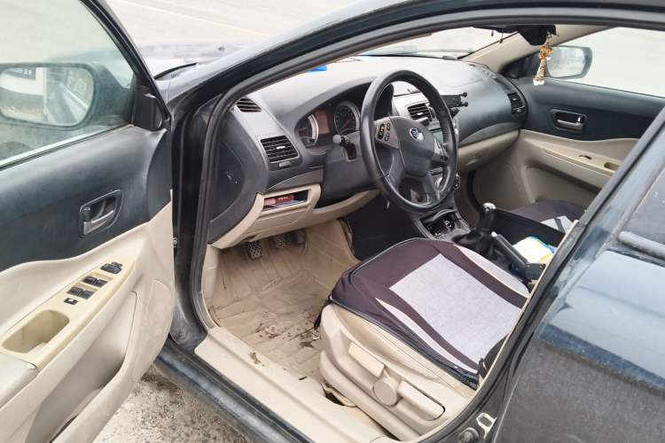 Used Bestune B50 2012 1.6L Manual Limited Edition Driver Seat