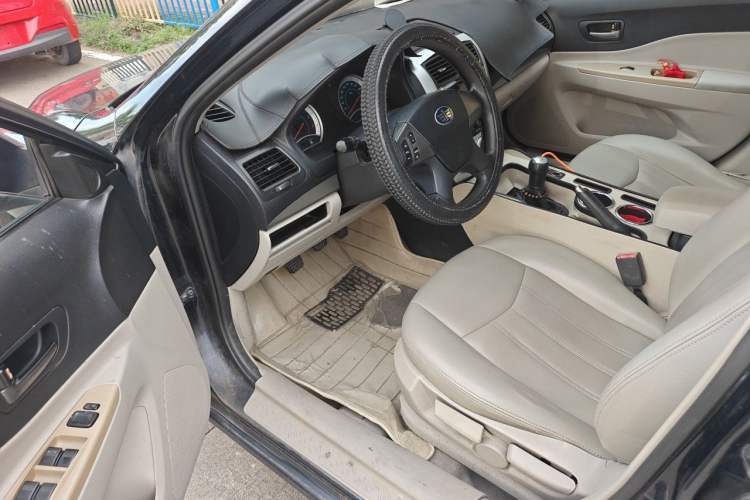 Used Bestune B50 2012 1.6L manual fashion version Driver Seat