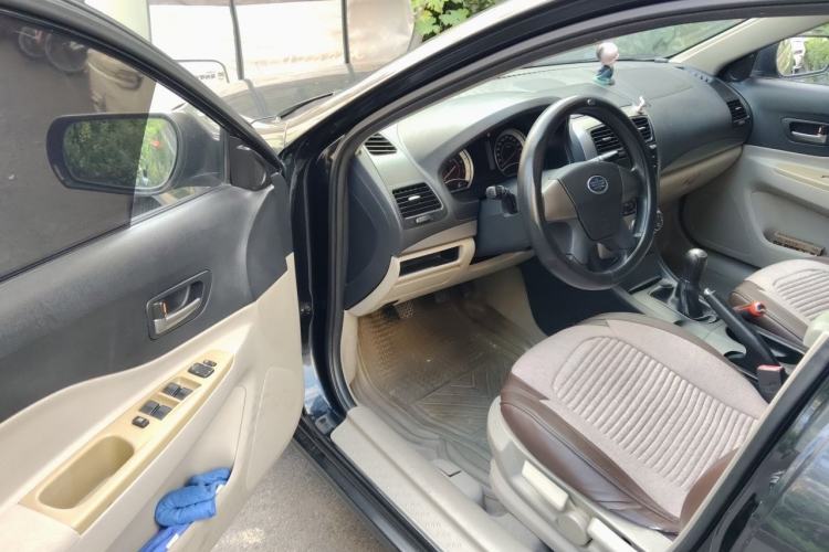 Used Bestune B50 2012 1.6L Manual Limited Edition Driver Seat