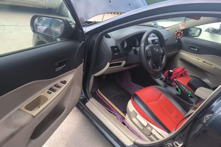 Used Bestune B50 2012 1.6L manual fashion version Driver Seat