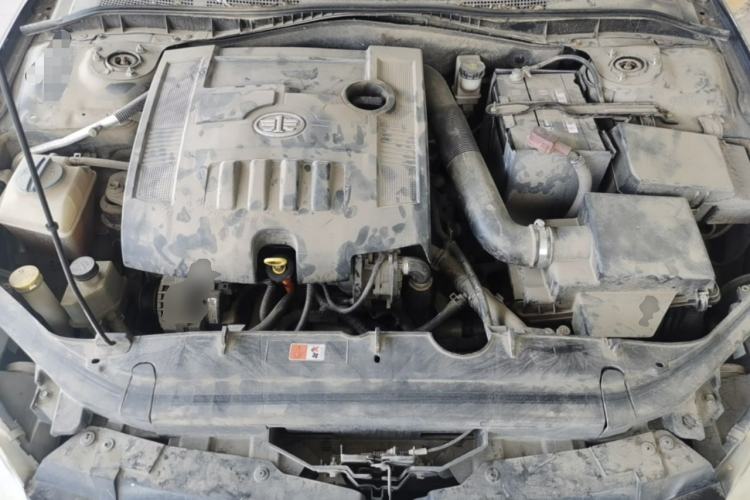 Used Bestune B50 2012 1.6L Manual Limited Edition Engine Bay