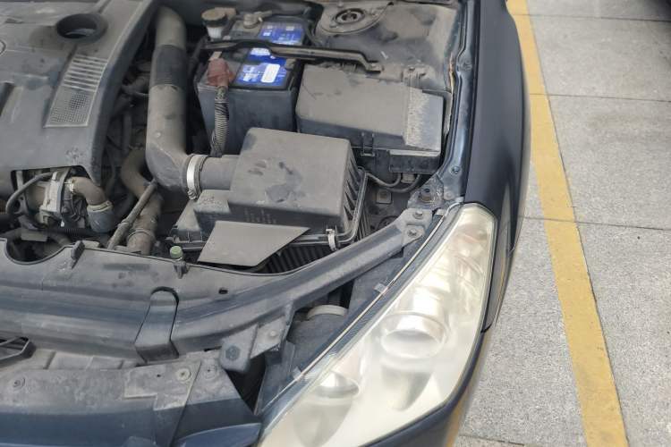 Used Bestune B50 2012 1.6L manual sunroof version Engine Bay Left