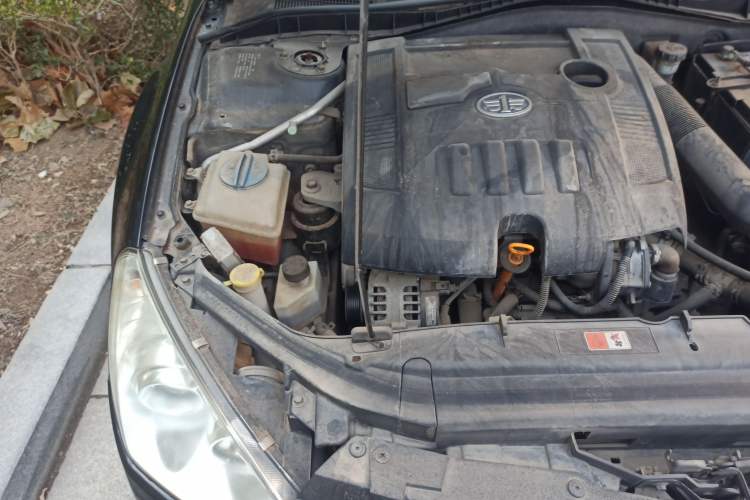 Used Bestune B50 2012 1.6L automatic fashion version Engine Bay Right