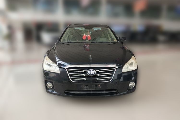 Used Bestune B50 2012 1.6L automatic with sunroof Front