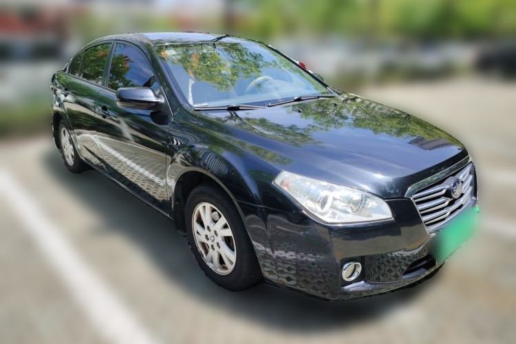Used Bestune B50 2012 1.6L manual fashion version Front Right 45 Deg