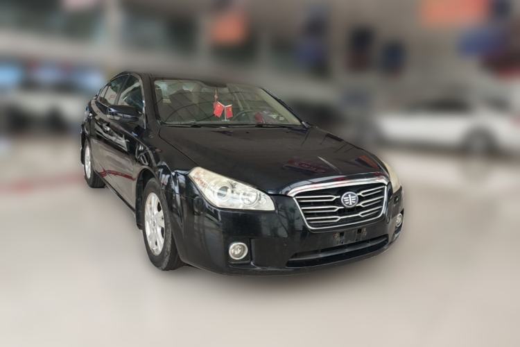 Used Bestune B50 2012 1.6L automatic with sunroof Front Right 45 Deg