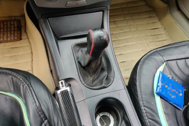 Used Bestune B50 2012 1.6L Manual Limited Edition Gear Lever