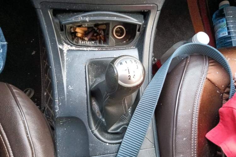 Used Bestune B50 2012 1.6L Manual Limited Edition Gear Lever