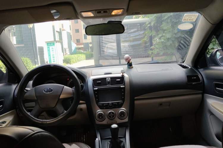 Used Bestune B50 2012 1.6L Manual Limited Edition Headliner