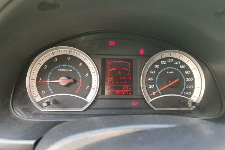 Used Bestune B50 2012 1.6L automatic with sunroof Instrument Cluster