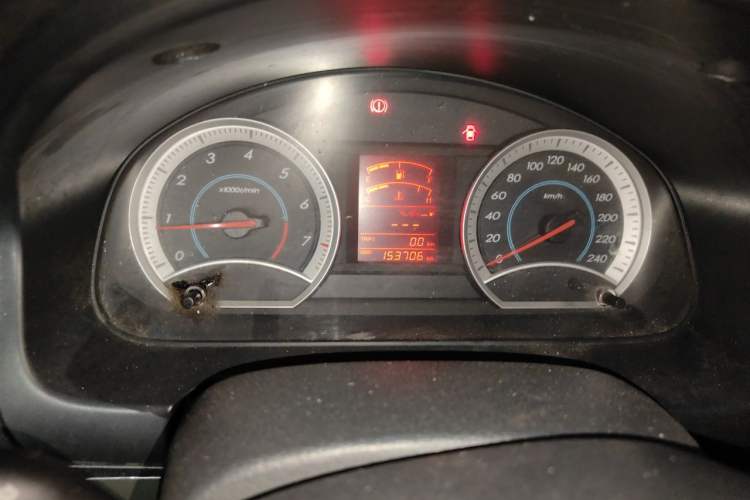Used Bestune B50 2012 1.6L manual fashion version Instrument Cluster