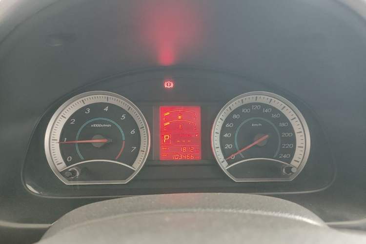 Used Bestune B50 2012 1.6L automatic with sunroof Instrument Cluster