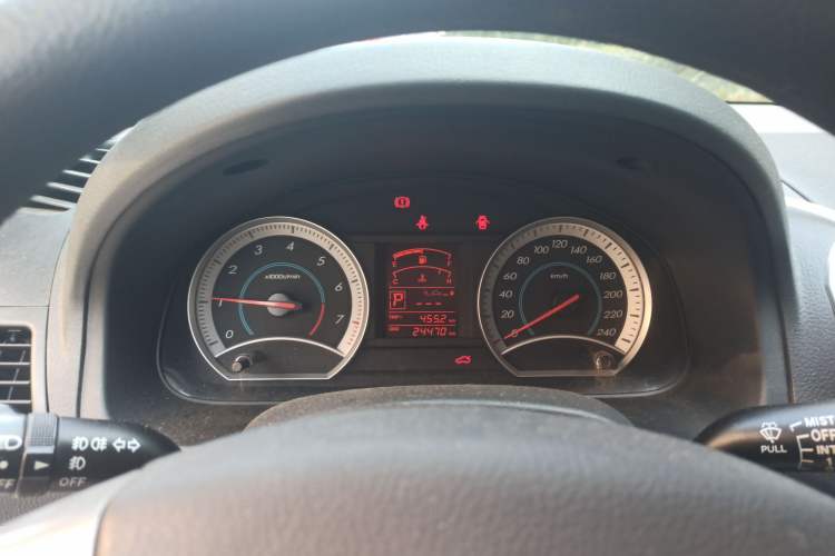 Used Bestune B50 2012 1.6L automatic fashion version Instrument Cluster