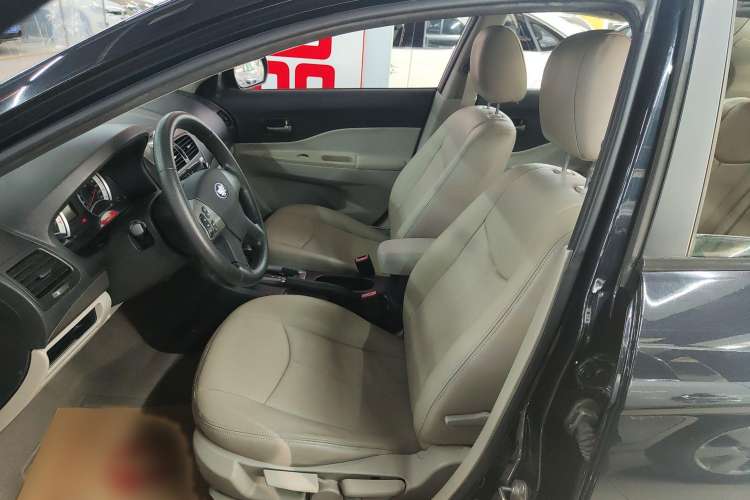 Used Bestune B50 2012 1.6L automatic fashion version Left Front Seat