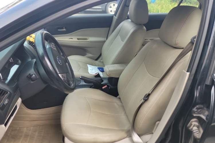 Used Bestune B50 2012 1.6L manual sunroof version Left Front Seat