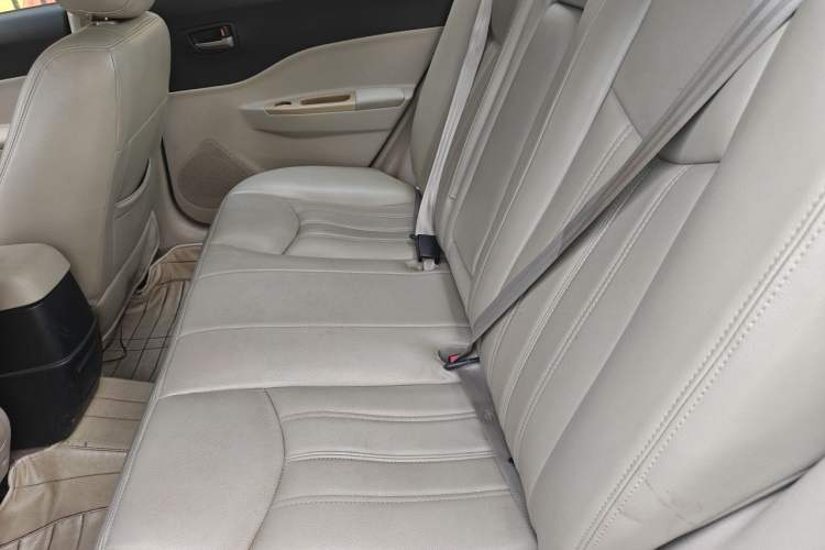 Used Bestune B50 2012 1.6L manual fashion version Left Rear Seat