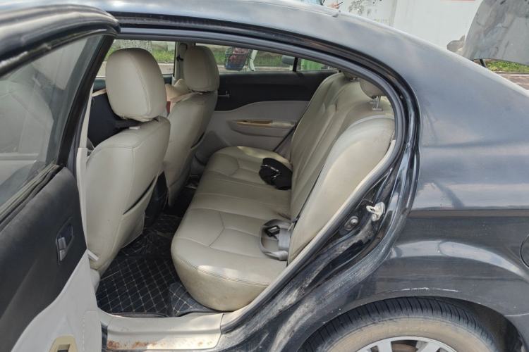 Used Bestune B50 2012 1.6L automatic fashion version Left Rear Seat
