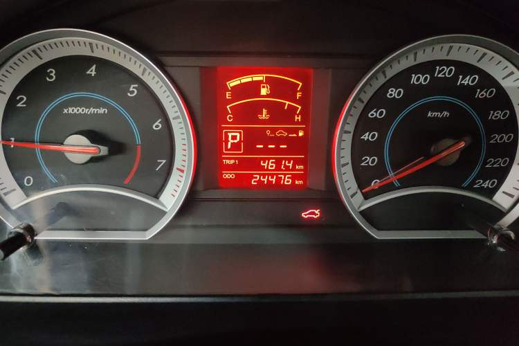 Used Bestune B50 2012 1.6L automatic fashion version Odometer Close Up
