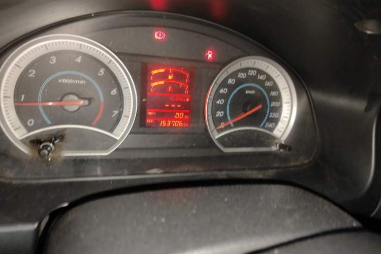 Used Bestune B50 2012 1.6L manual fashion version Odometer Close Up