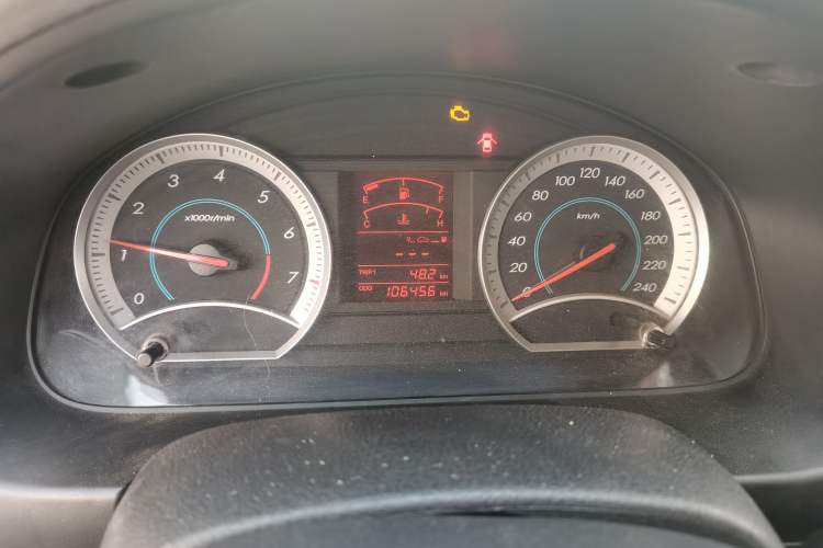 Used Bestune B50 2012 1.6L manual fashion version Odometer Close Up