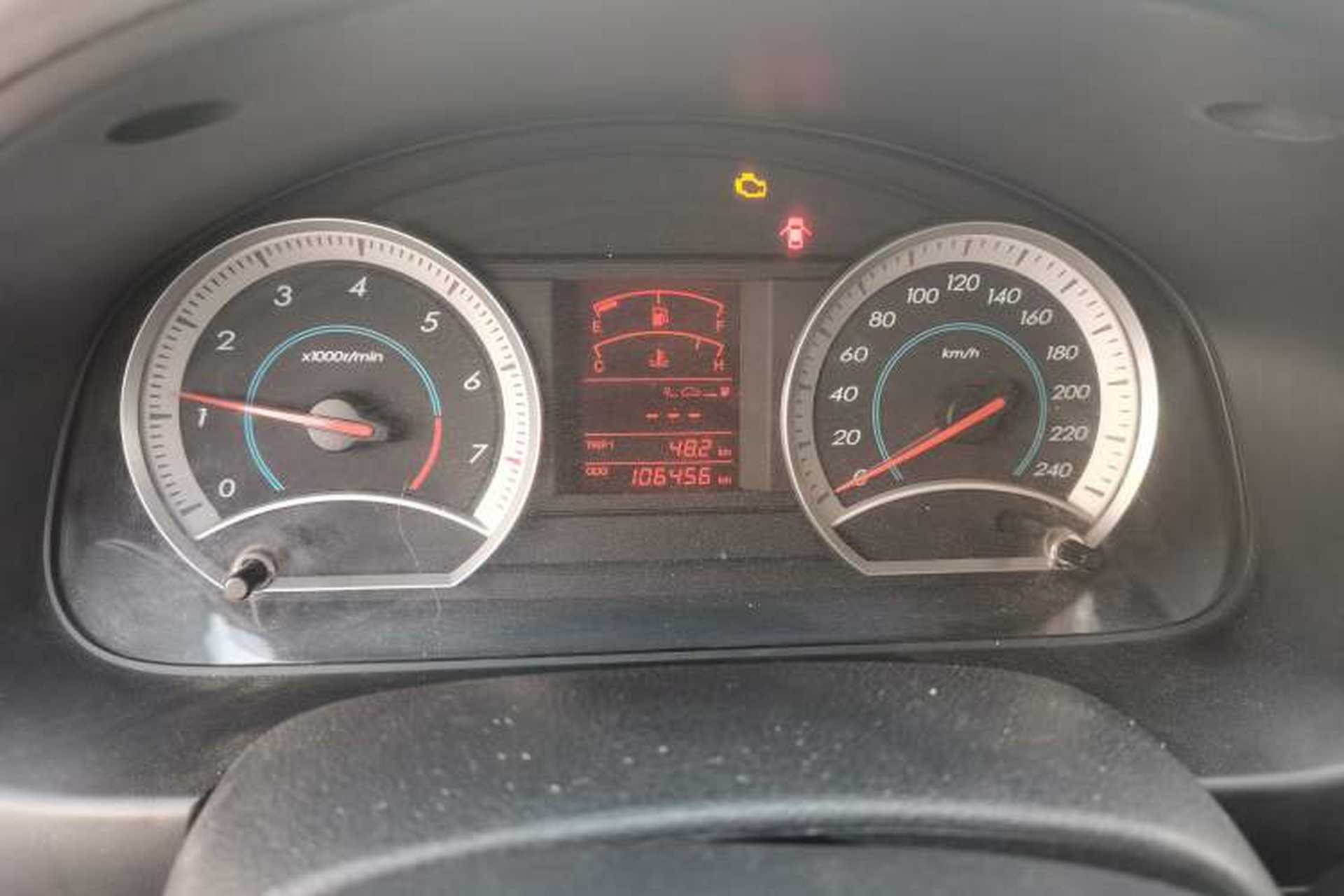 Used Bestune B50 2012 1.6L manual fashion version Odometer Close Up