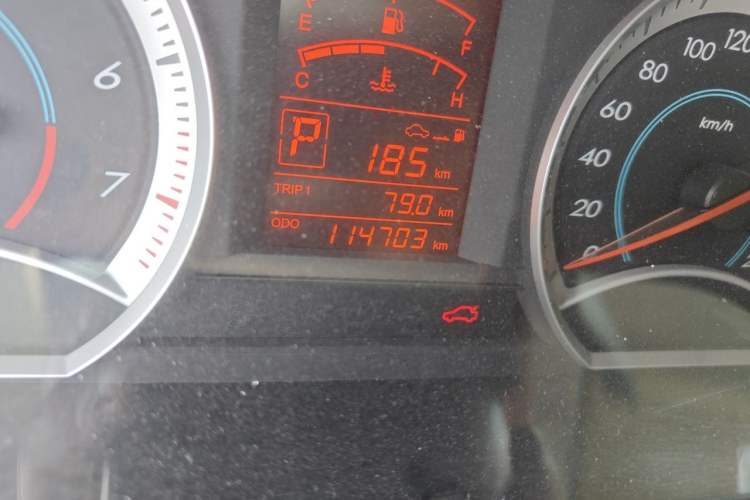 Used Bestune B50 2012 1.6L automatic fashion version Odometer Close Up